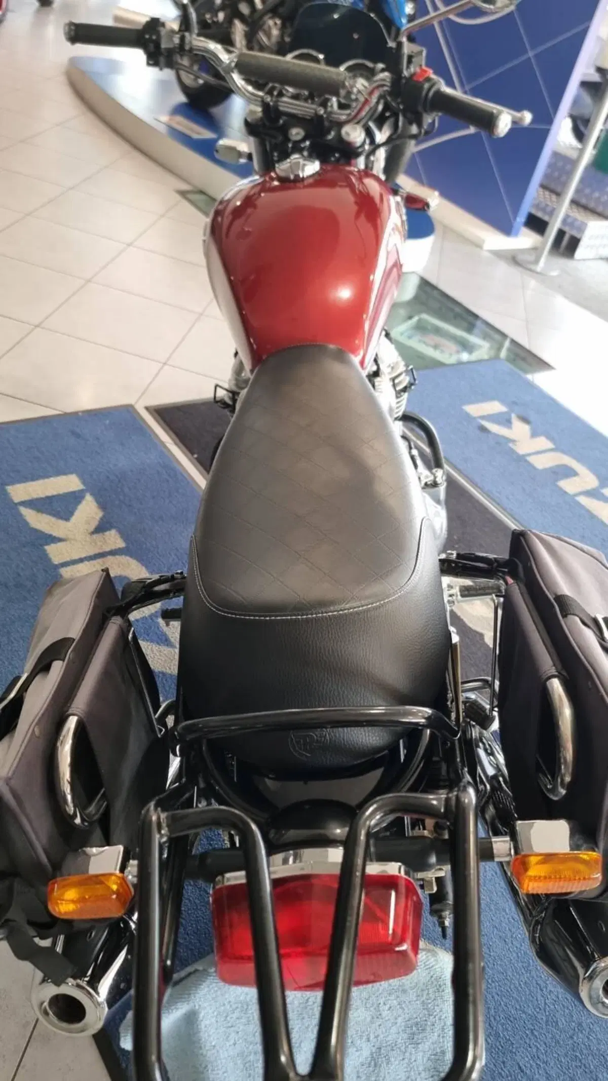 Royal Enfield Interceptor 650 (2021 - 26) (4)