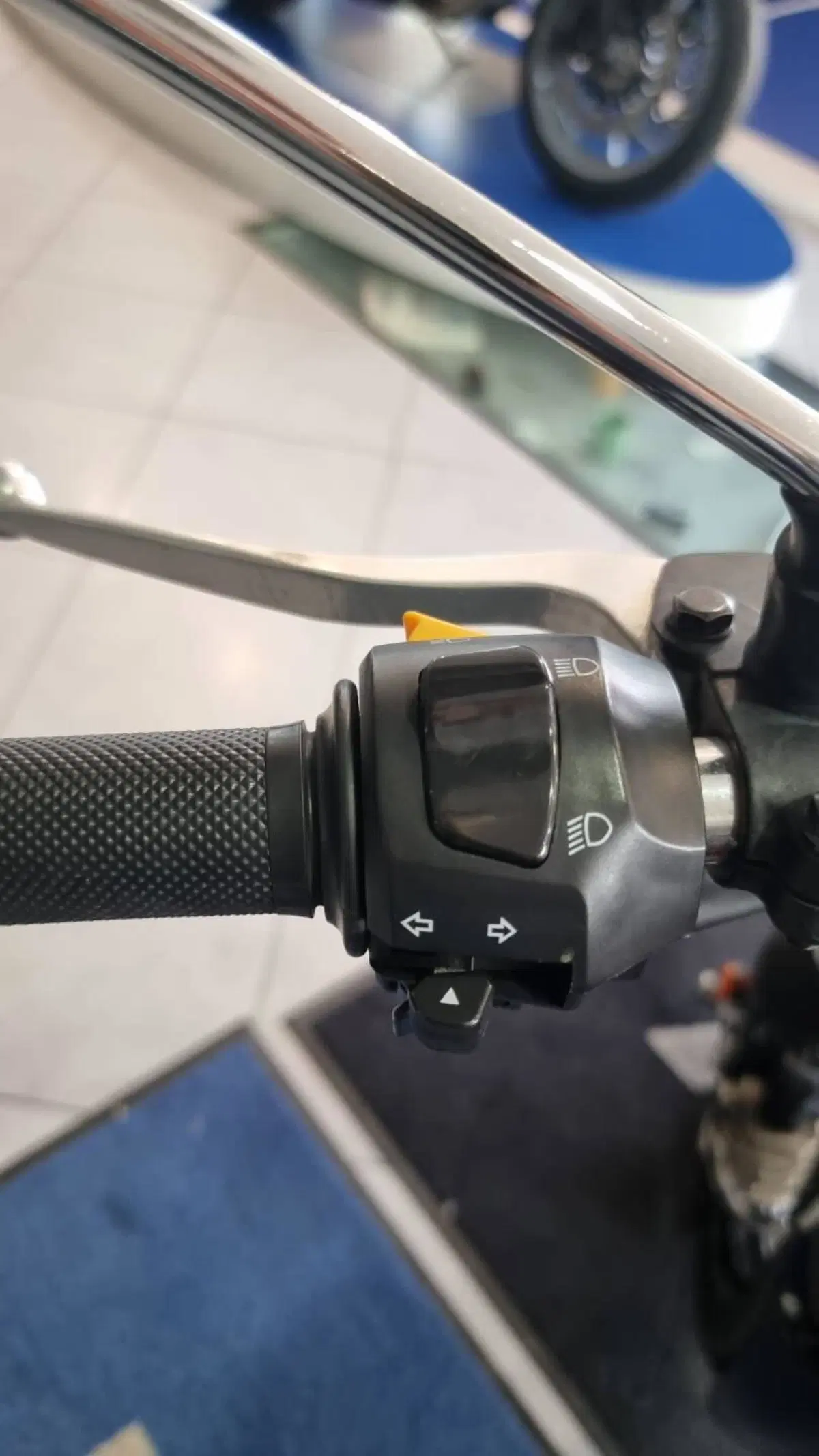 Royal Enfield Interceptor 650 (2021 - 26) (8)
