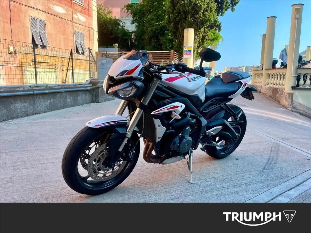 Triumph Street Triple S (2020 - 23) (4)