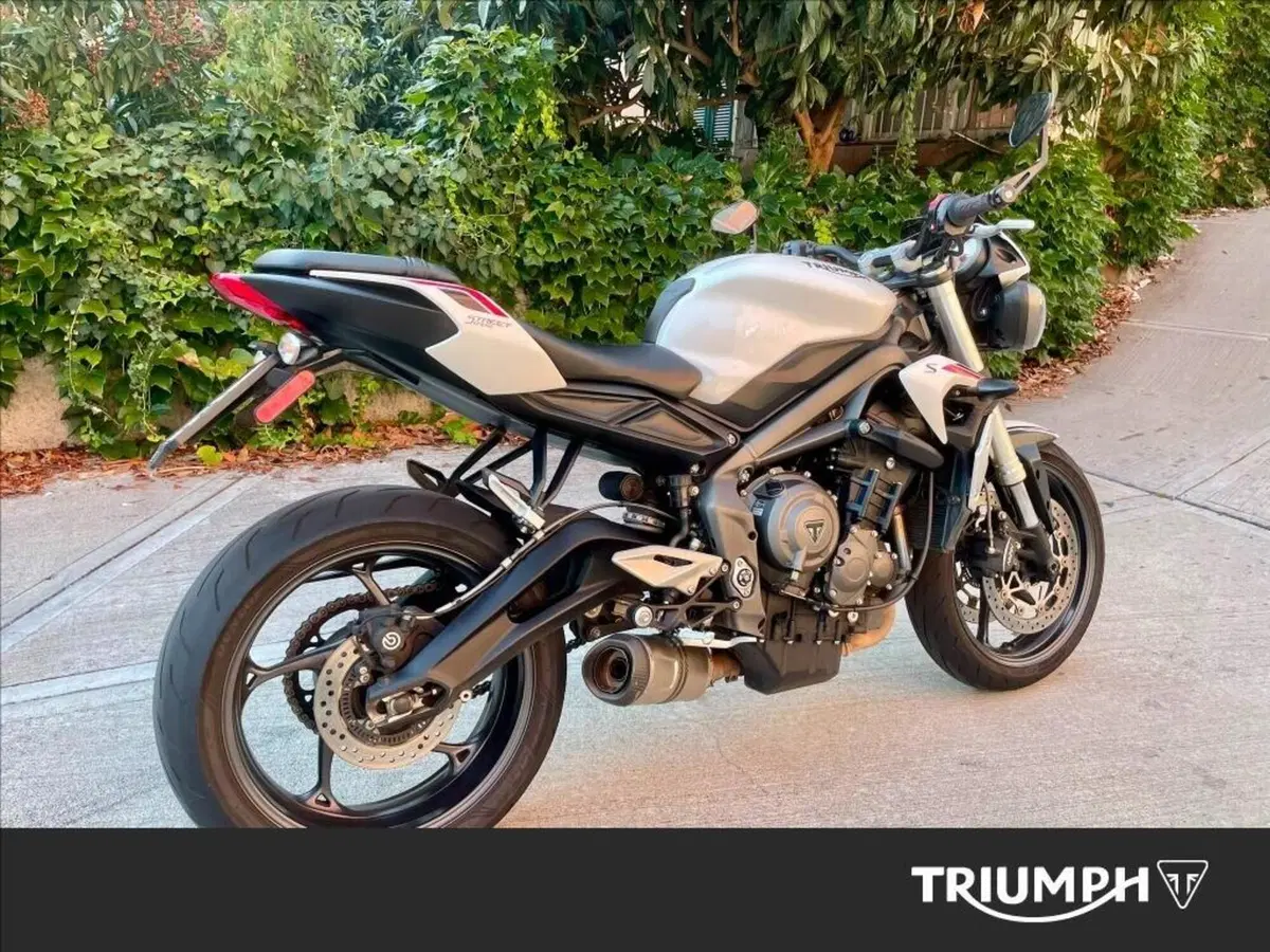 Triumph Street Triple S (2020 - 23) (2)