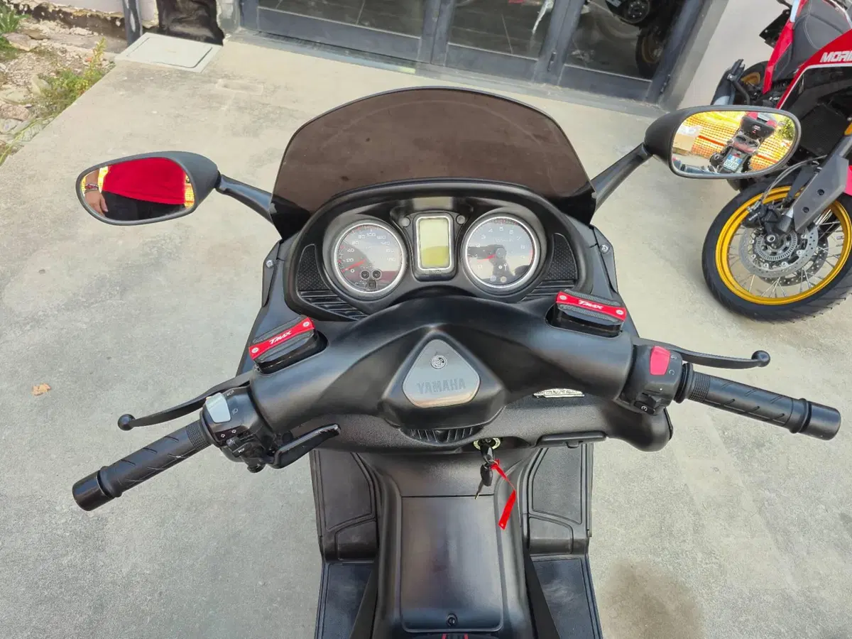 Yamaha T-Max 500 (2004 - 07) (6)
