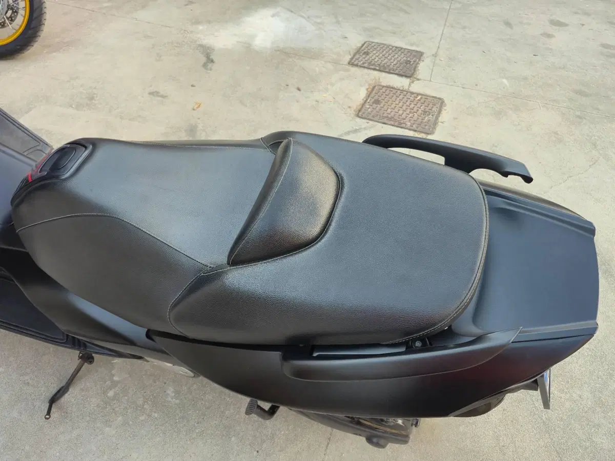 Yamaha T-Max 500 (2004 - 07) (8)
