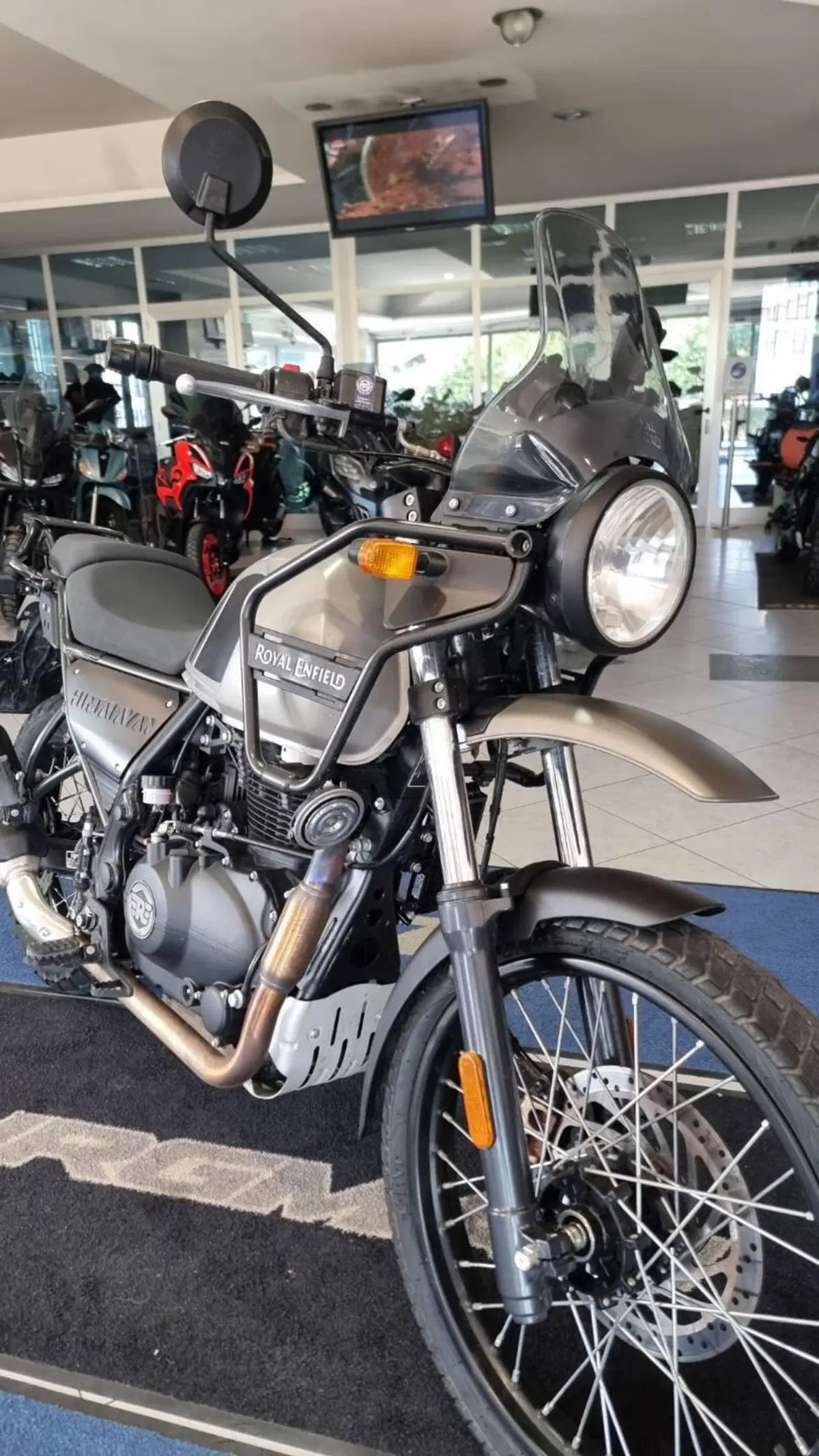 Royal Enfield Himalayan 411 (2021 - 24) (2)