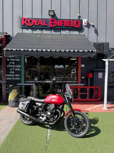 Moto Guzzi V7 III Stone (2017 - 20) usata
