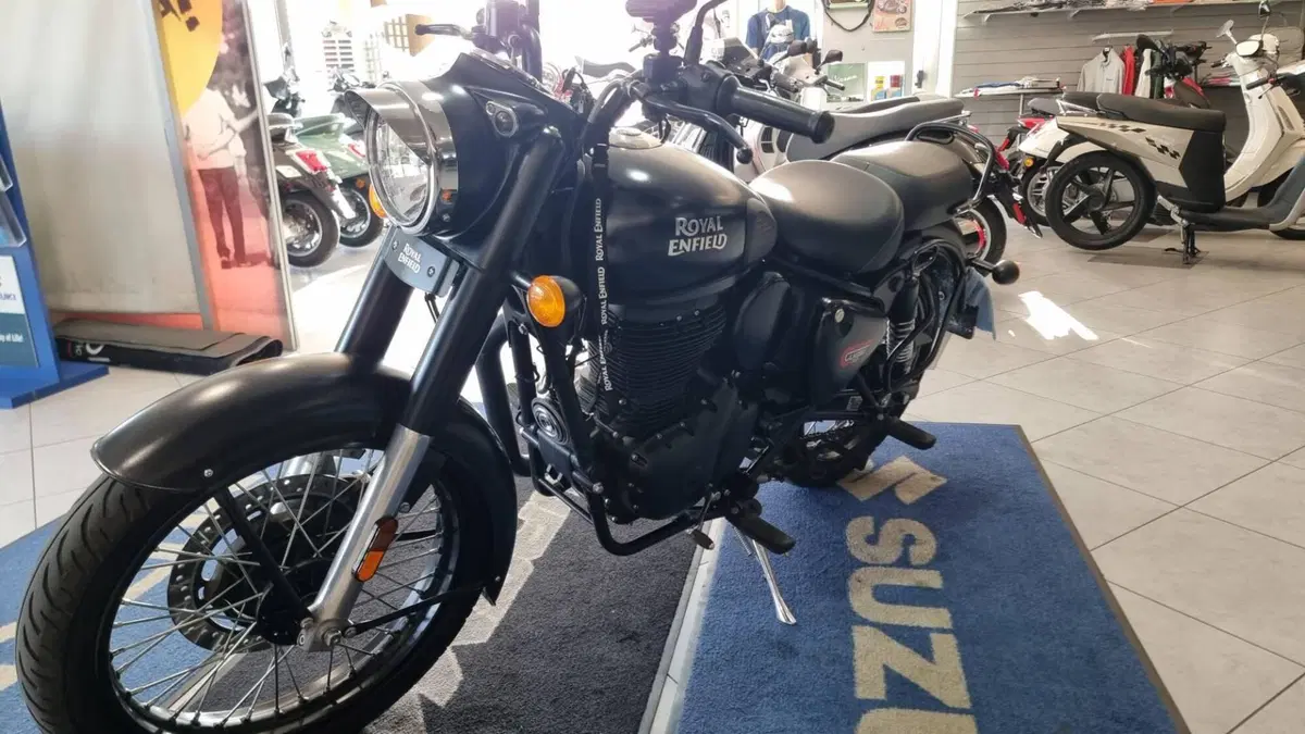 Royal Enfield Classic 350 (2021 - 26) (3)