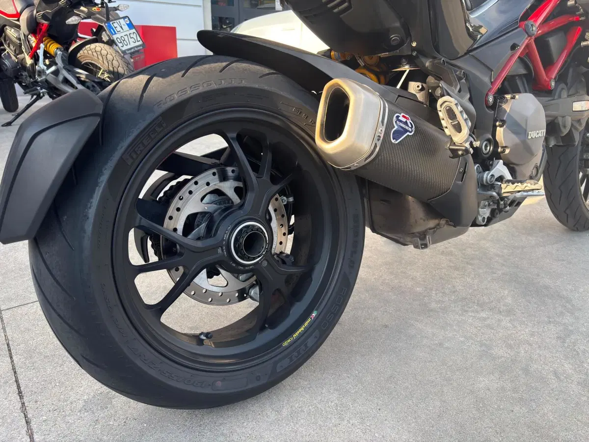 Ducati Multistrada 1260 Pikes Peak (2018 - 20) (8)