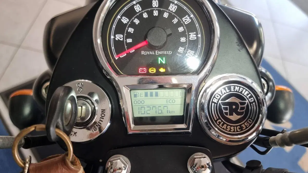 Royal Enfield Classic 350 (2021 - 26) (15)