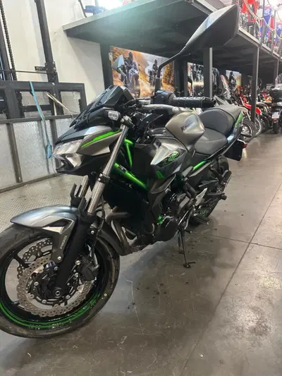 Kawasaki Z 650 (2021 - 24) usata