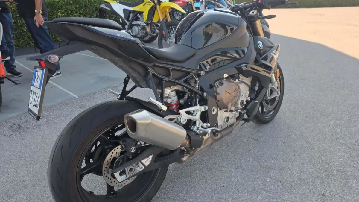 Bmw S 1000 R (2021 - 24) (2)
