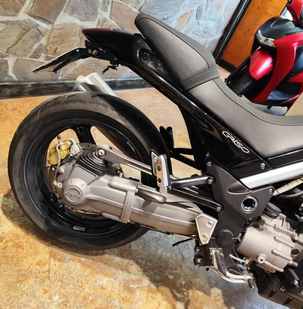 Moto Guzzi Griso 1100 (2005 - 11) (13)