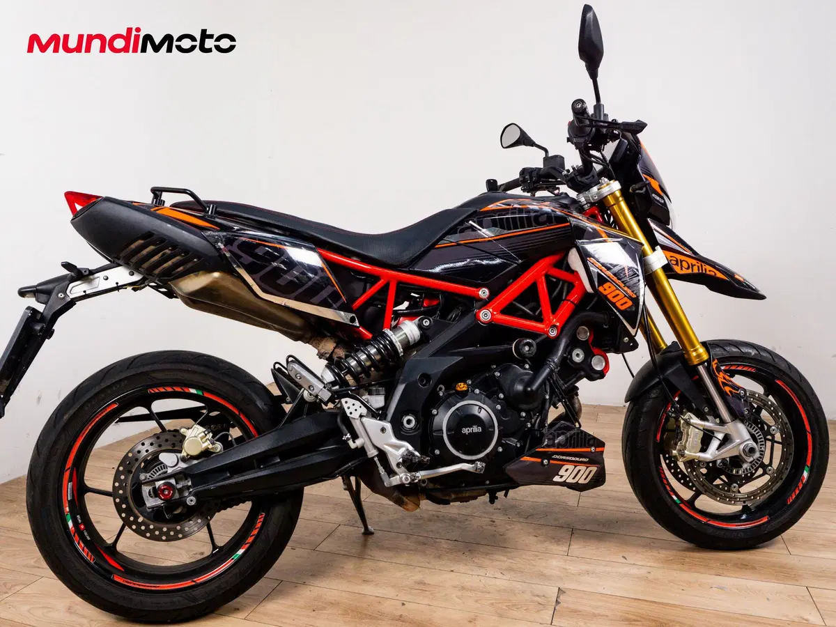 Aprilia Dorsoduro 900 (2017 - 20) (3)