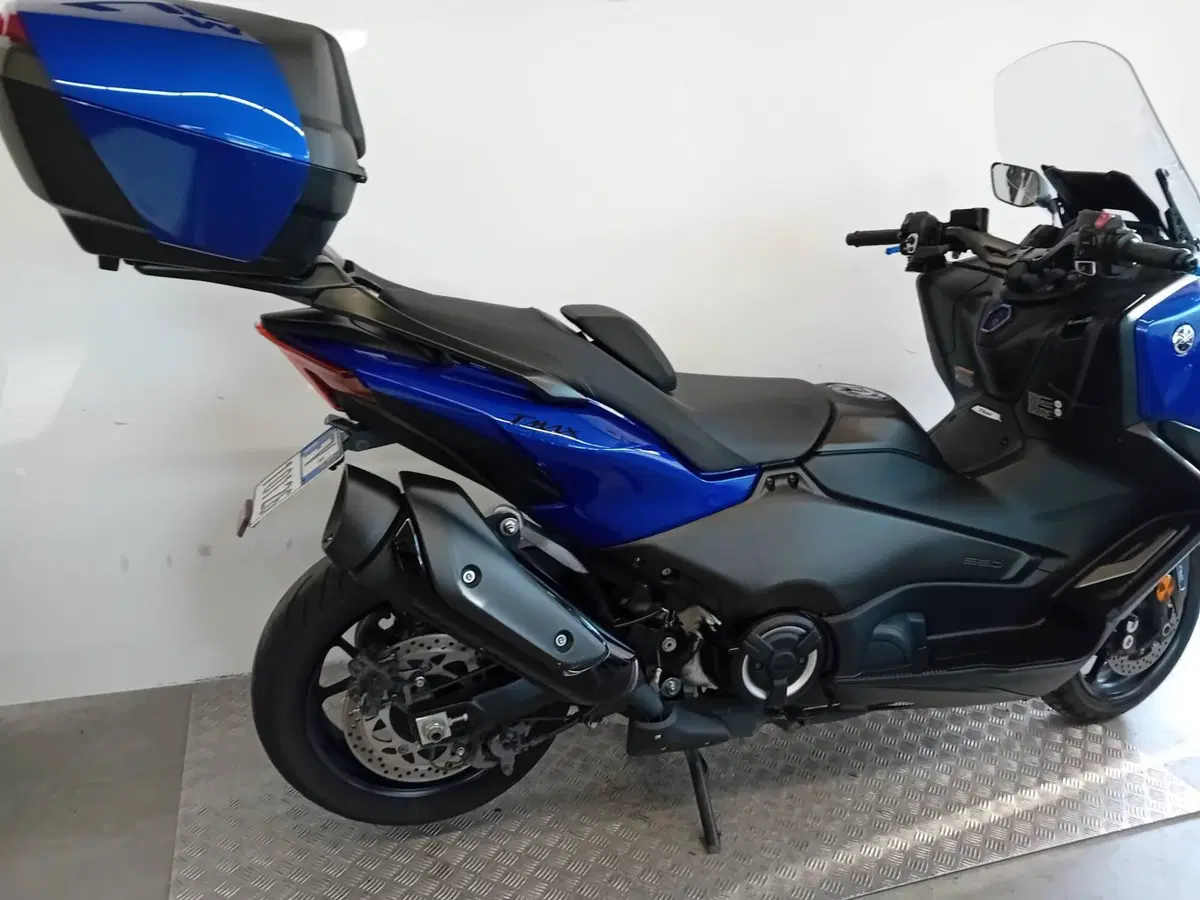 Yamaha T-Max 560 (2025 - 26) (6)