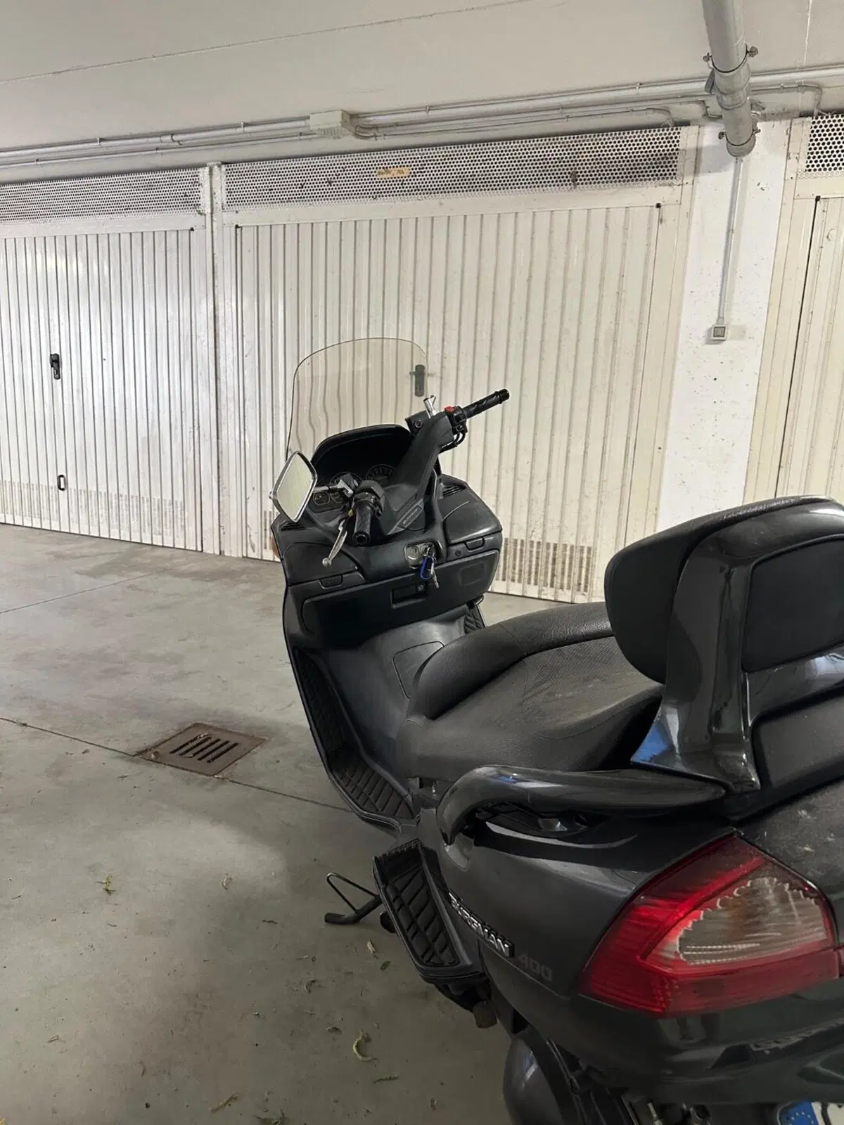 Suzuki Burgman AN 400 i.e. (2004 - 05) (4)
