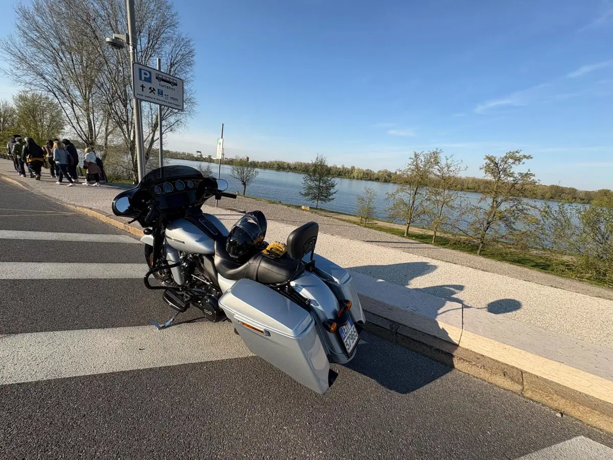 Harley-Davidson 114 Street Glide Special (2019 - 20) - FLHXS (3)