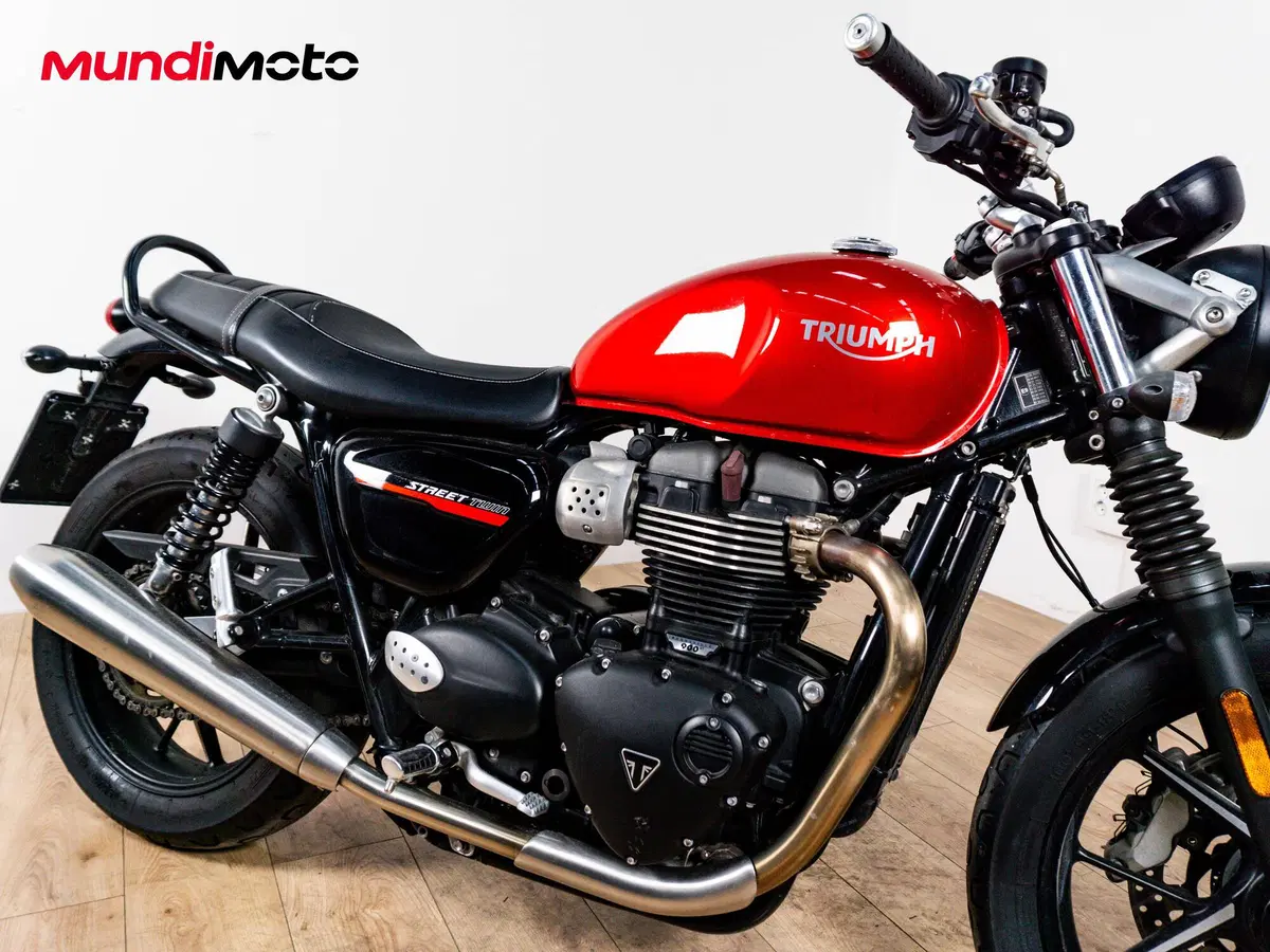 Triumph Street Twin 900 (2017 - 18) (5)