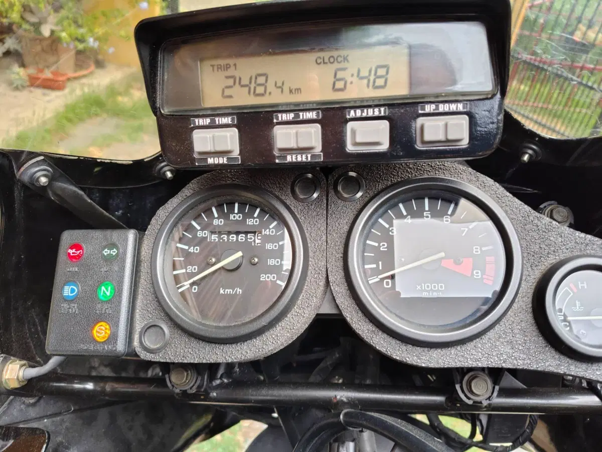 Honda Africa Twin XRV 750 (1996 - 02) (4)