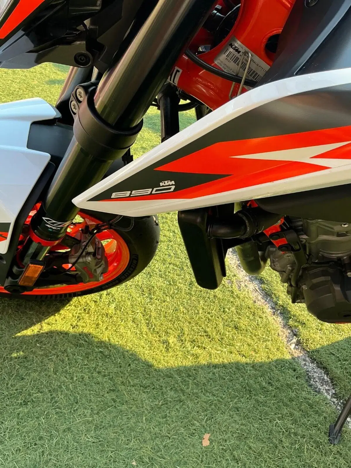 KTM 890 Duke (2021 - 23) (11)