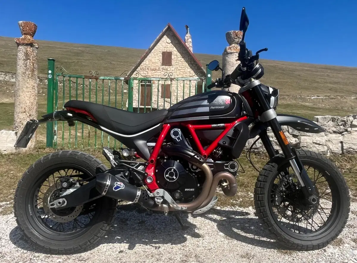 Ducati Scrambler 800 Desert Sled Fasthouse (2021 - 22)