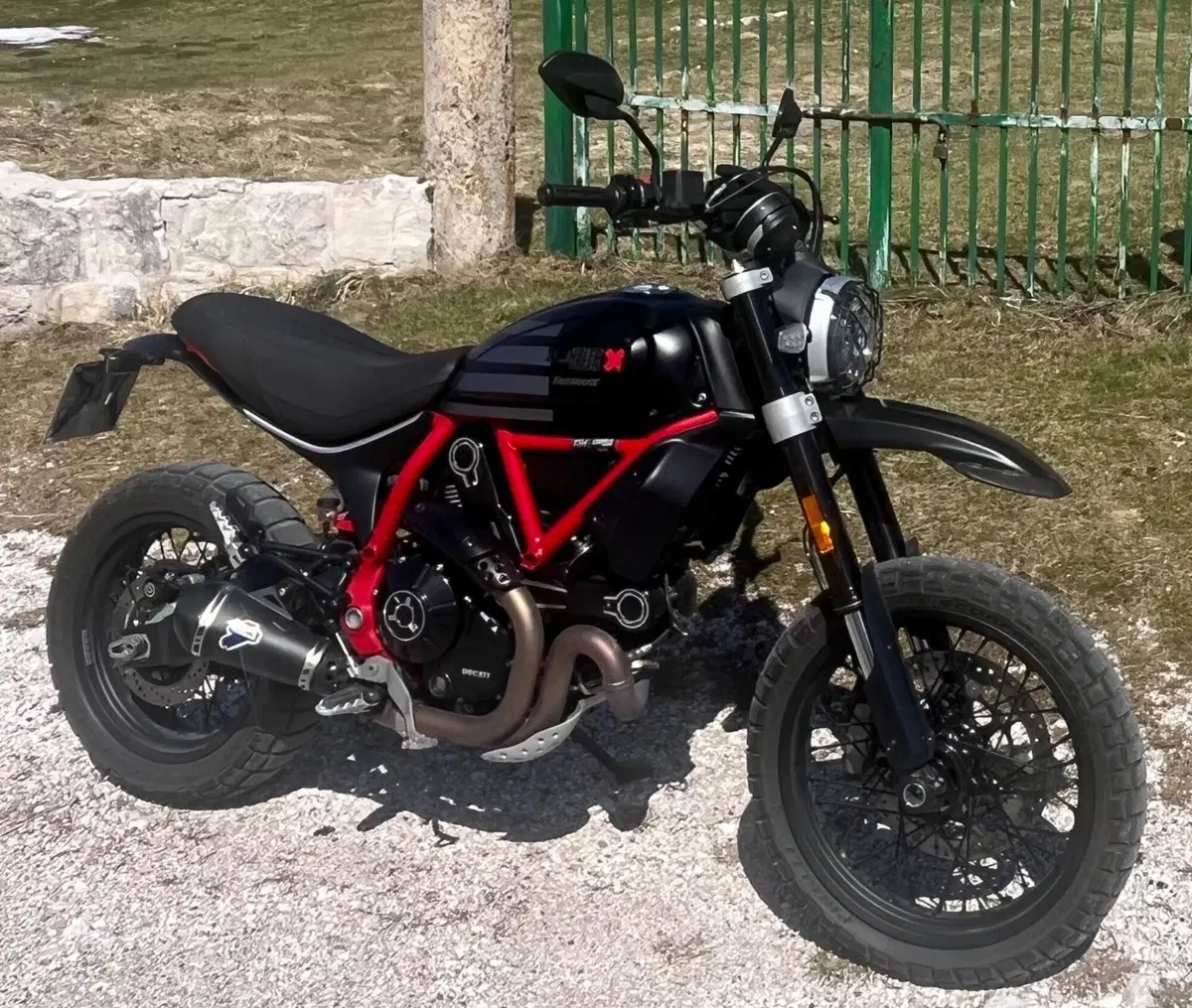 Ducati Scrambler 800 Desert Sled Fasthouse (2021 - 22) (3)