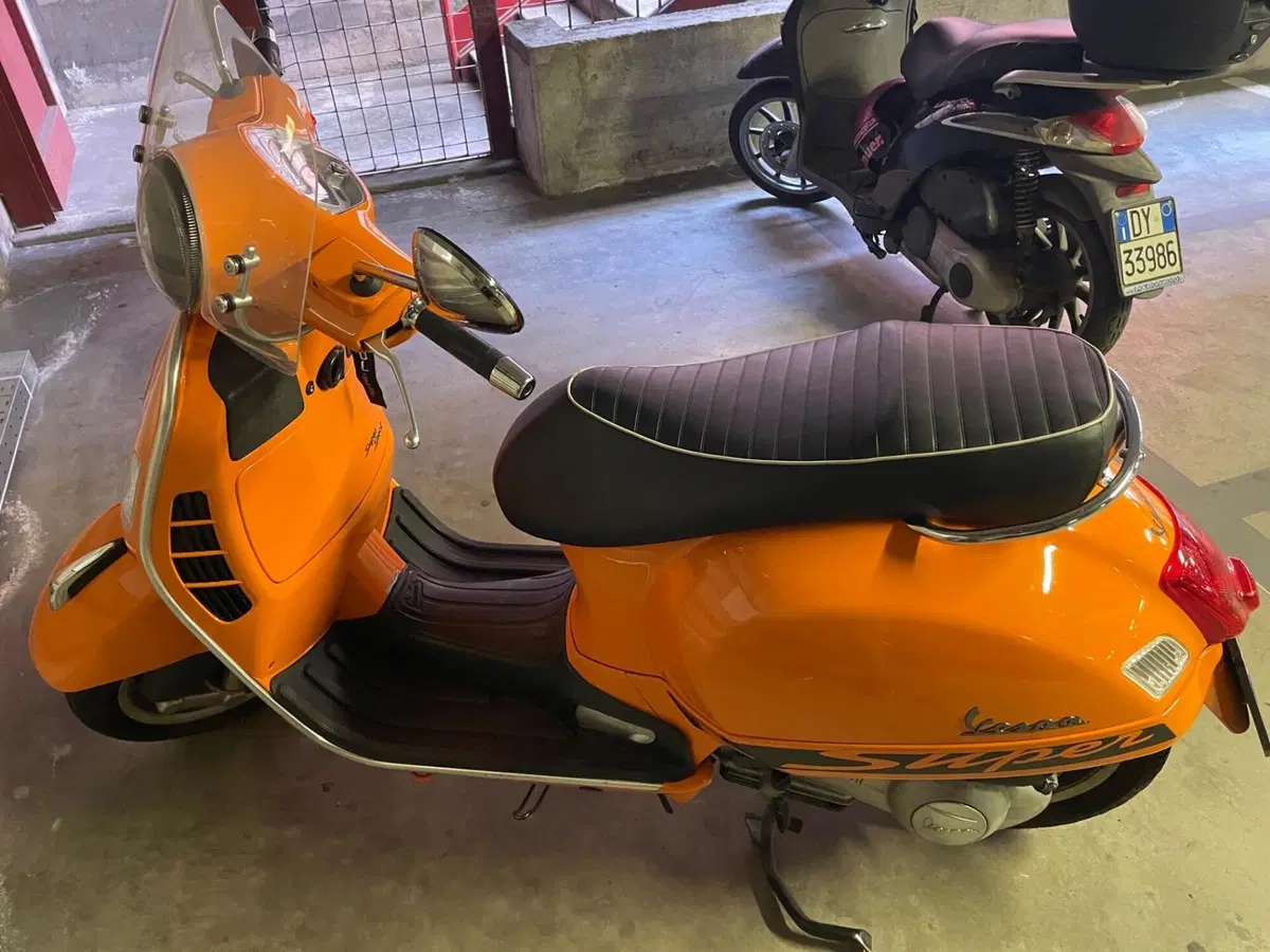 Vespa GTS 300 Super Sport ABS (2010 - 16) (5)
