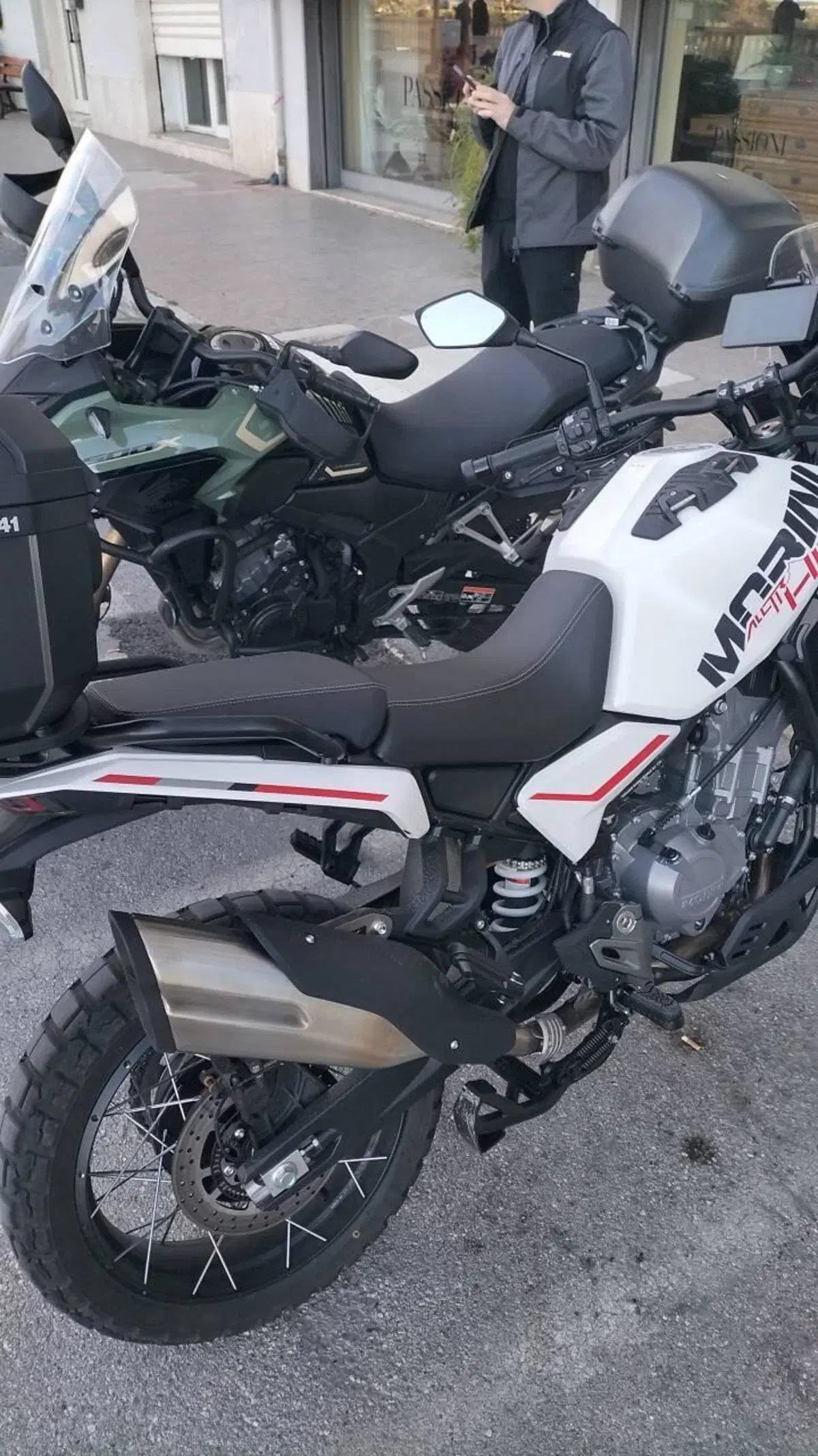 Moto Morini Allthrike 450 (2025 - 26) (3)