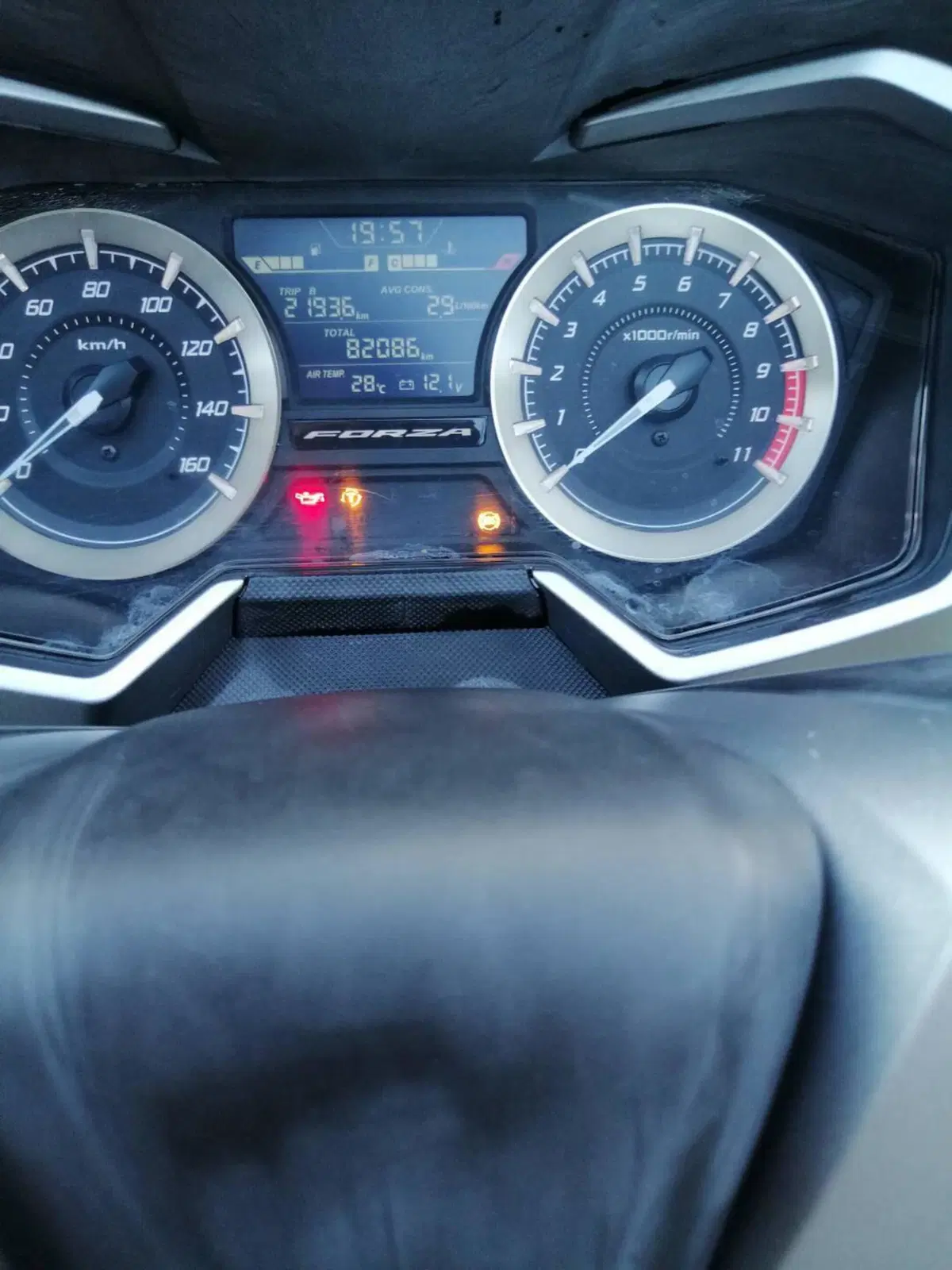 Honda Forza 350 (2022 - 24) (9)