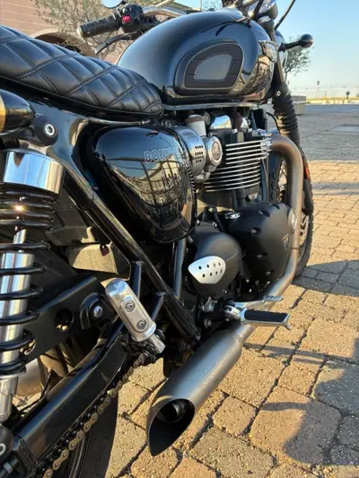 Triumph Bonneville T120 (2016 - 20) usata