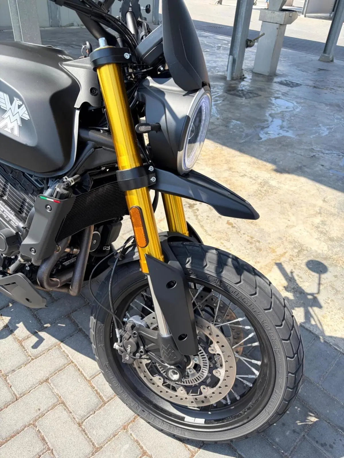 Moto Morini SEIEMMEZZO SCR (2022 - 26) (5)