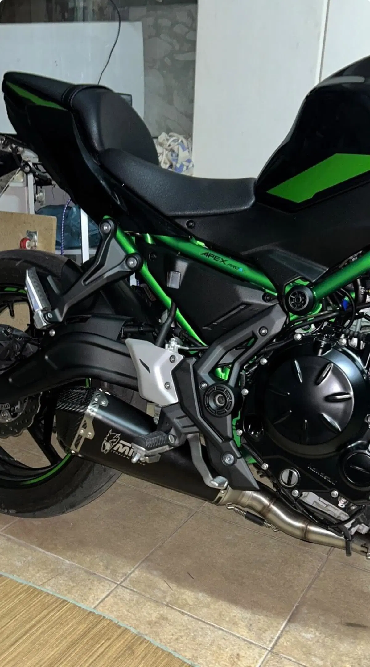 Kawasaki Z 650 (2021 - 24) (3)
