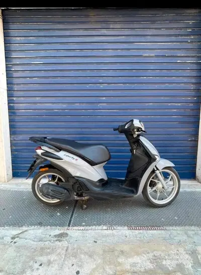 Piaggio Liberty S 50 4T (2020) usata
