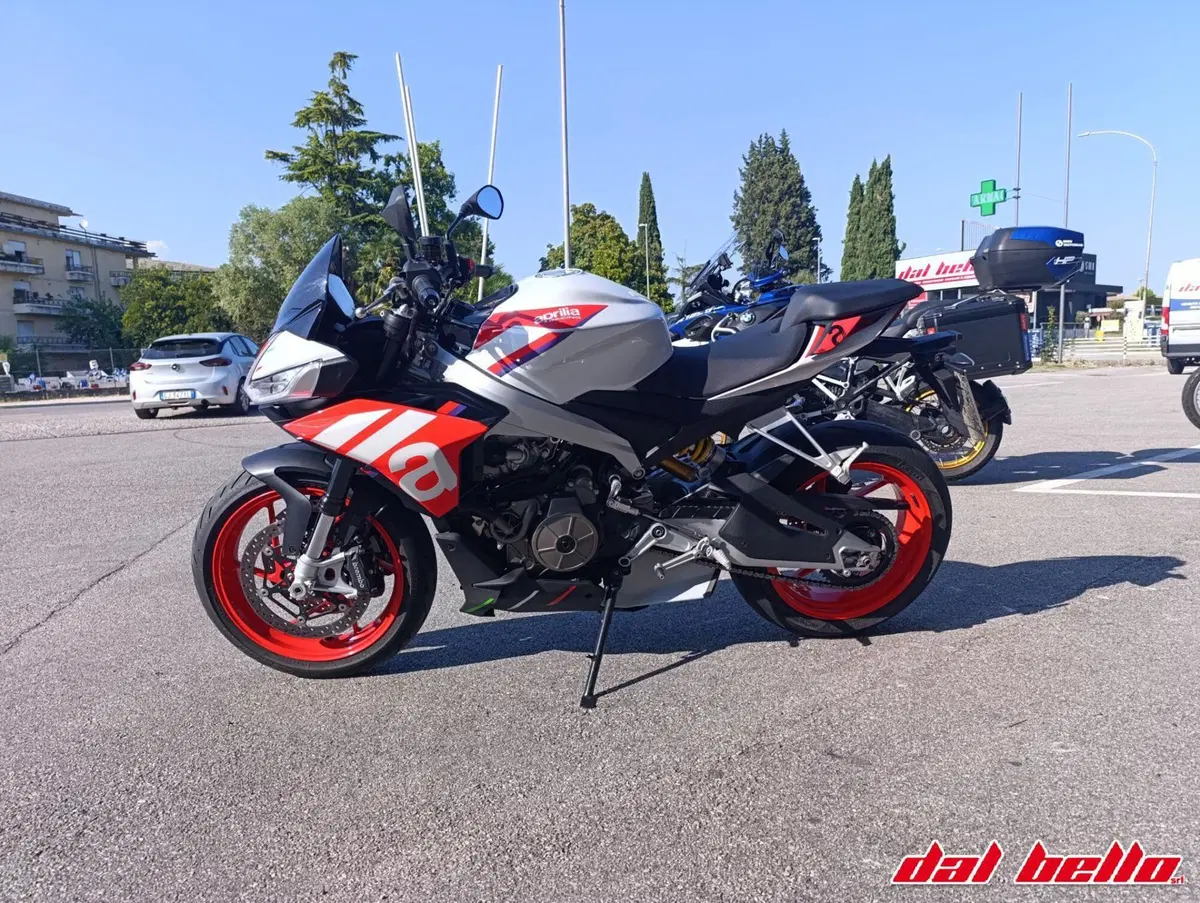 Aprilia Tuono 660 (2021 - 25) (3)