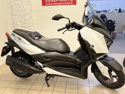 Yamaha X-Max 300 Tech Max (2020) usata