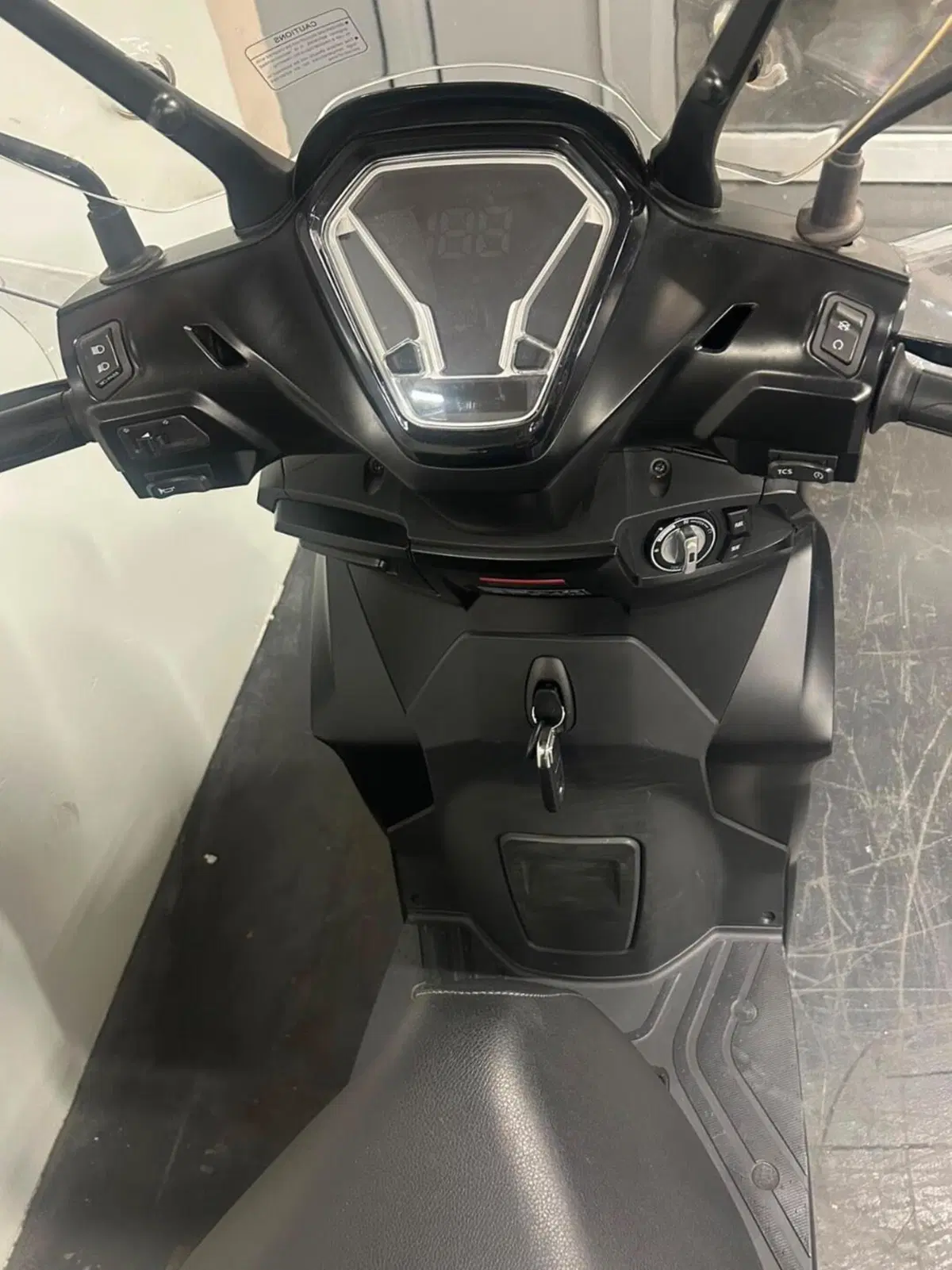 Voge Sfida SR16 200 (2025 - 26) (6)