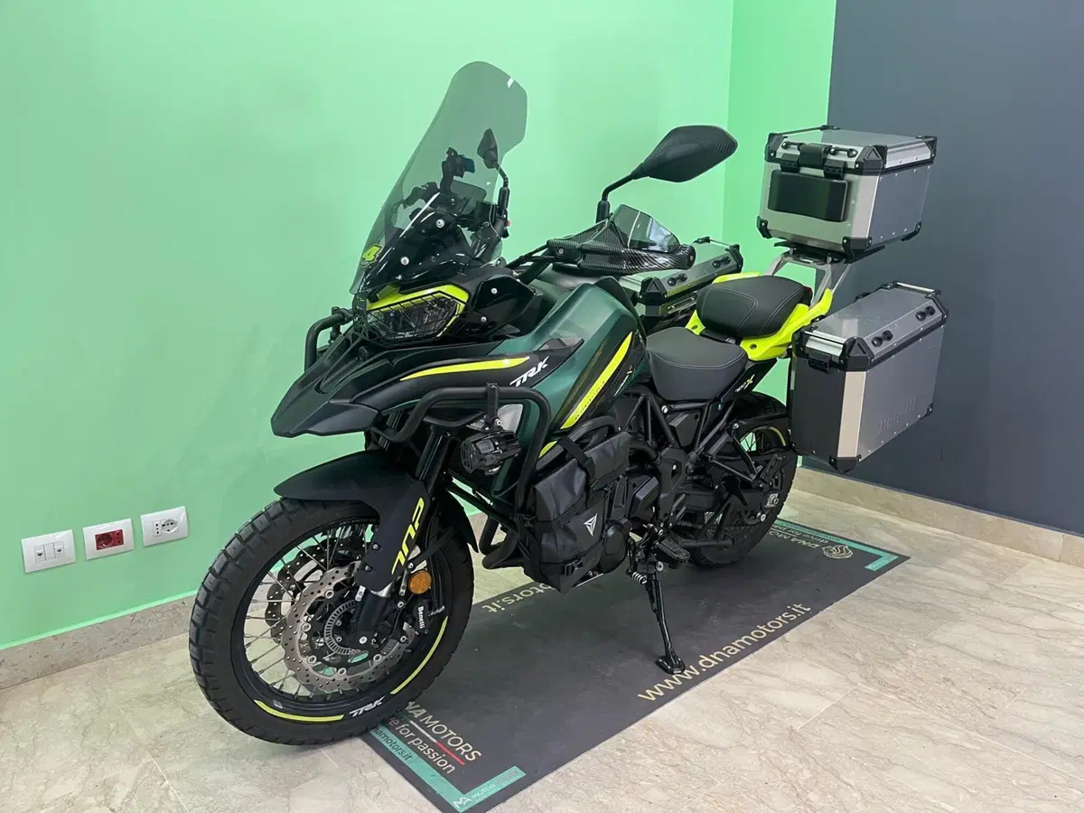 Benelli TRK 702X (2023 - 25)