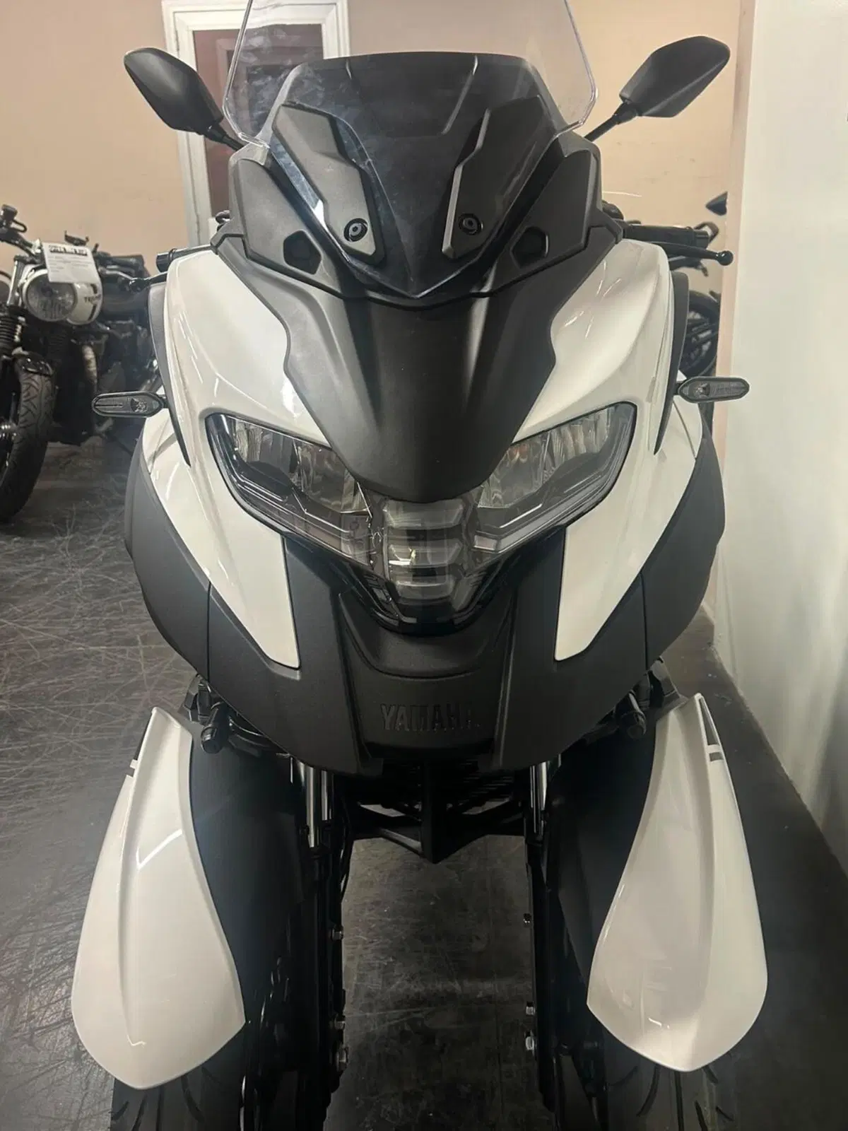 Yamaha Tricity 300 Airbag (2027) (2)