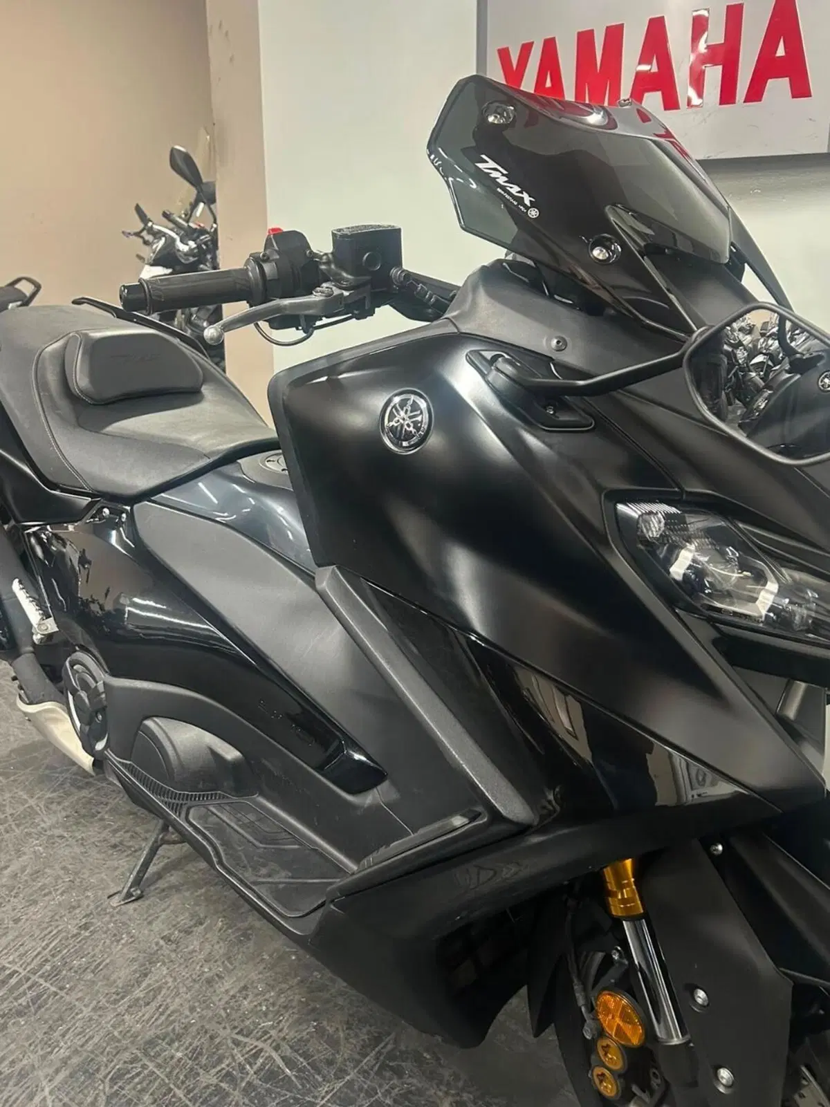 Yamaha T-Max 560 Tech Max (2022 - 24) (3)