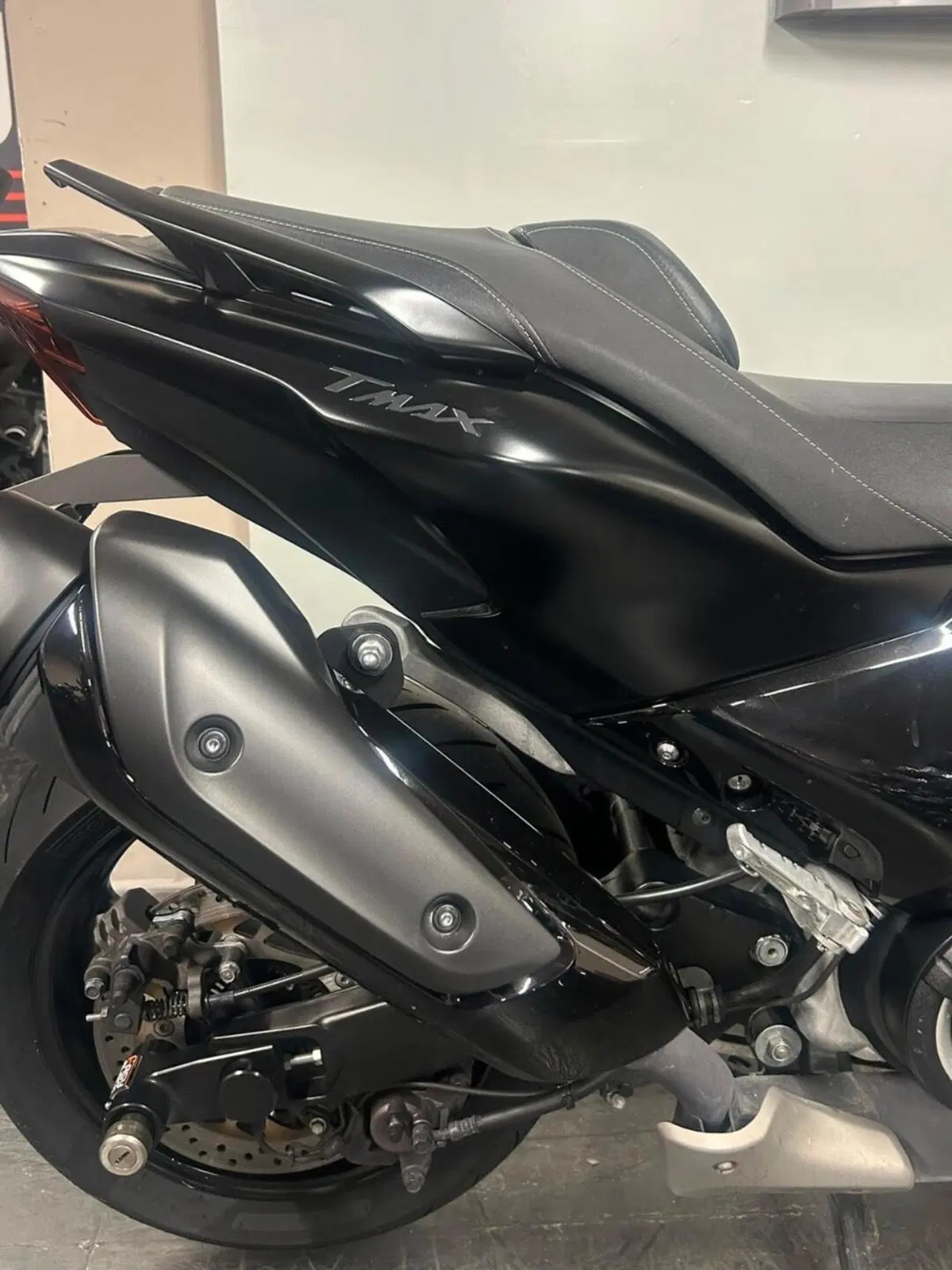 Yamaha T-Max 560 Tech Max (2022 - 24) (4)