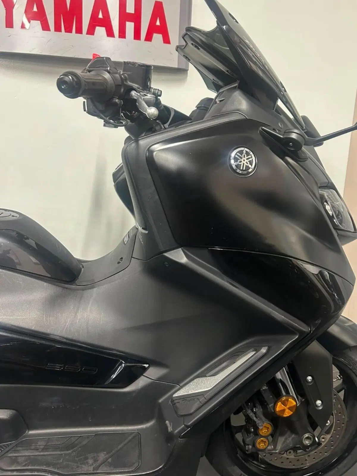 Yamaha T-Max 560 Tech Max (2022 - 24) (5)