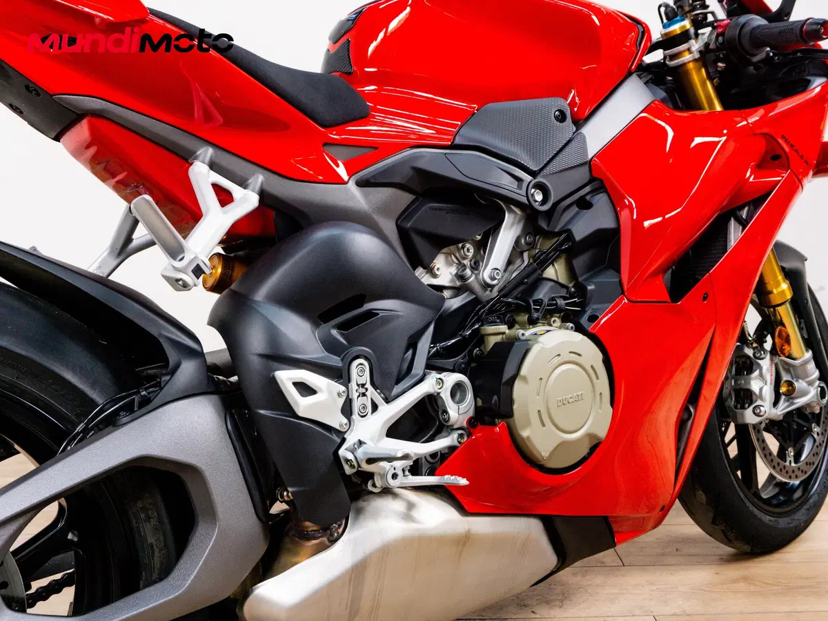Ducati Panigale V4 S (2025 - 26) (4)