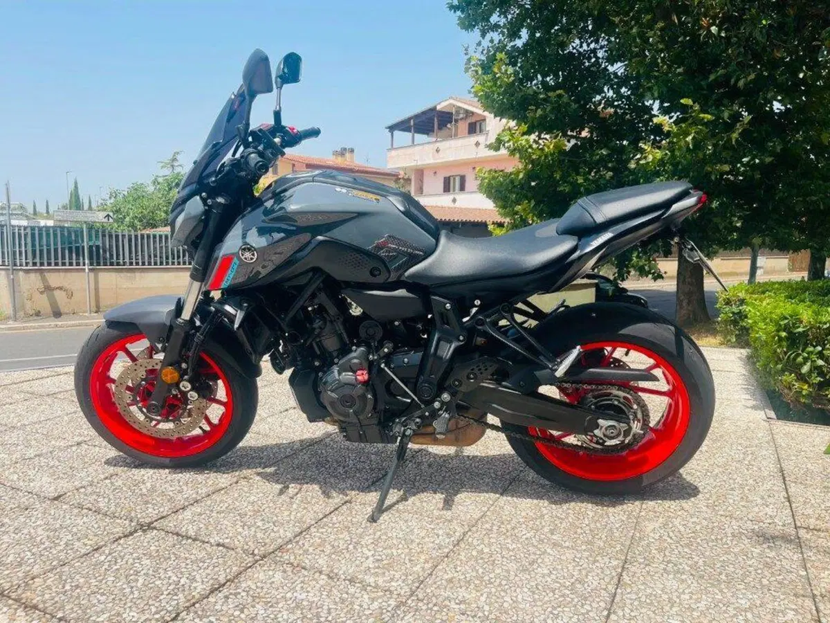 Yamaha MT-07 (2021 - 24) (3)