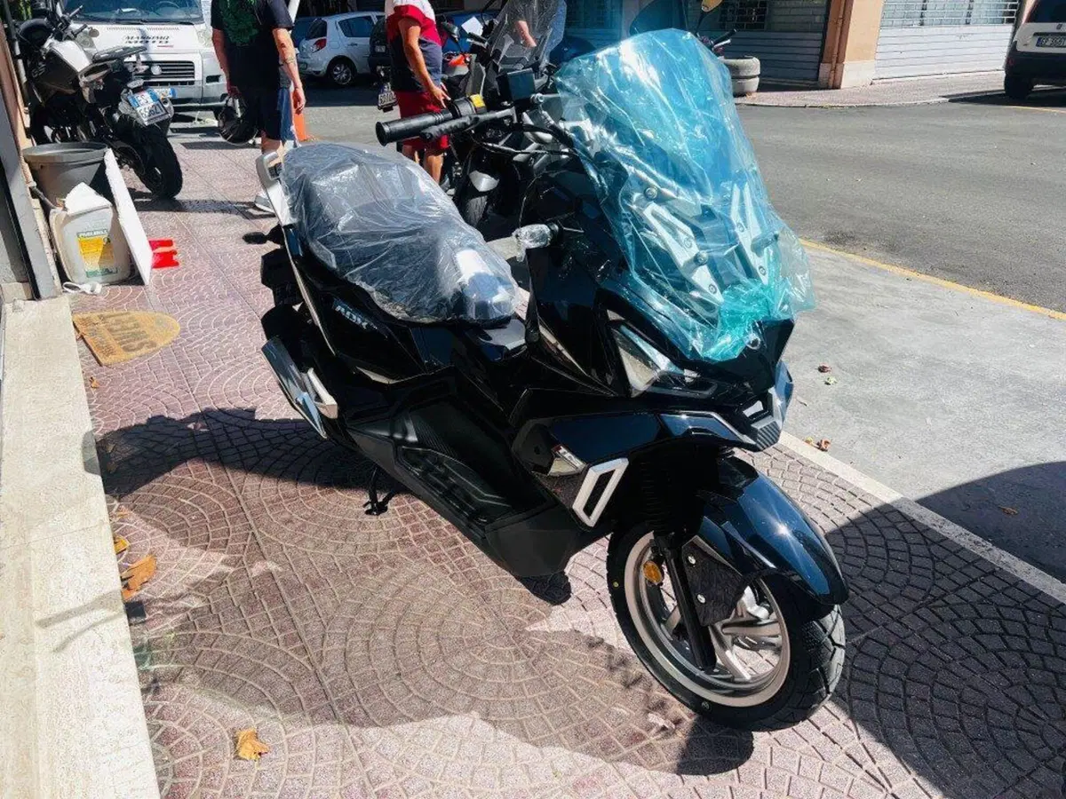 Sym ADX 125 (2023 - 24) (4)