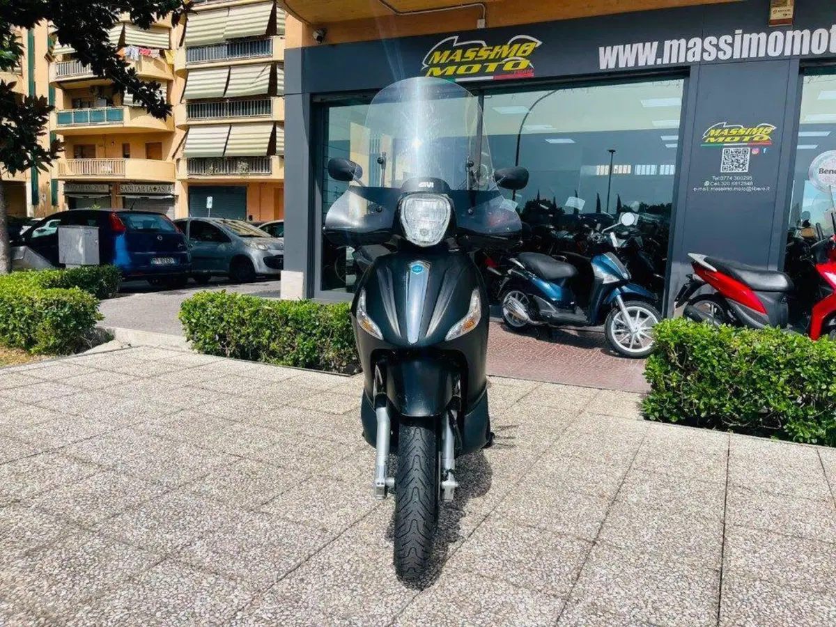 Piaggio Beverly 300 ABS-ASR (2021 - 25) (9)