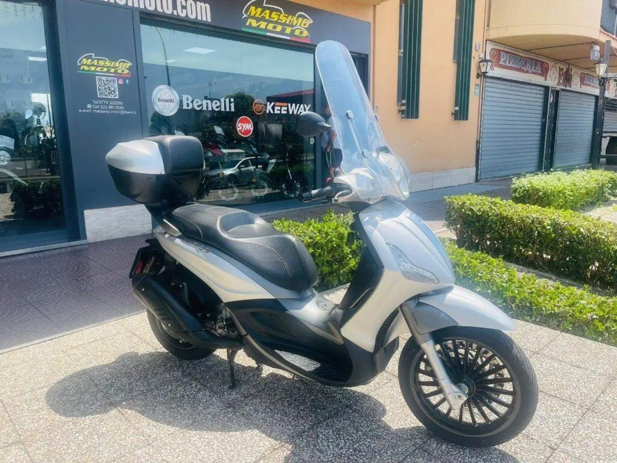 Piaggio Beverly 300 S i.e. ABS-ASR (2016 - 20) (4)