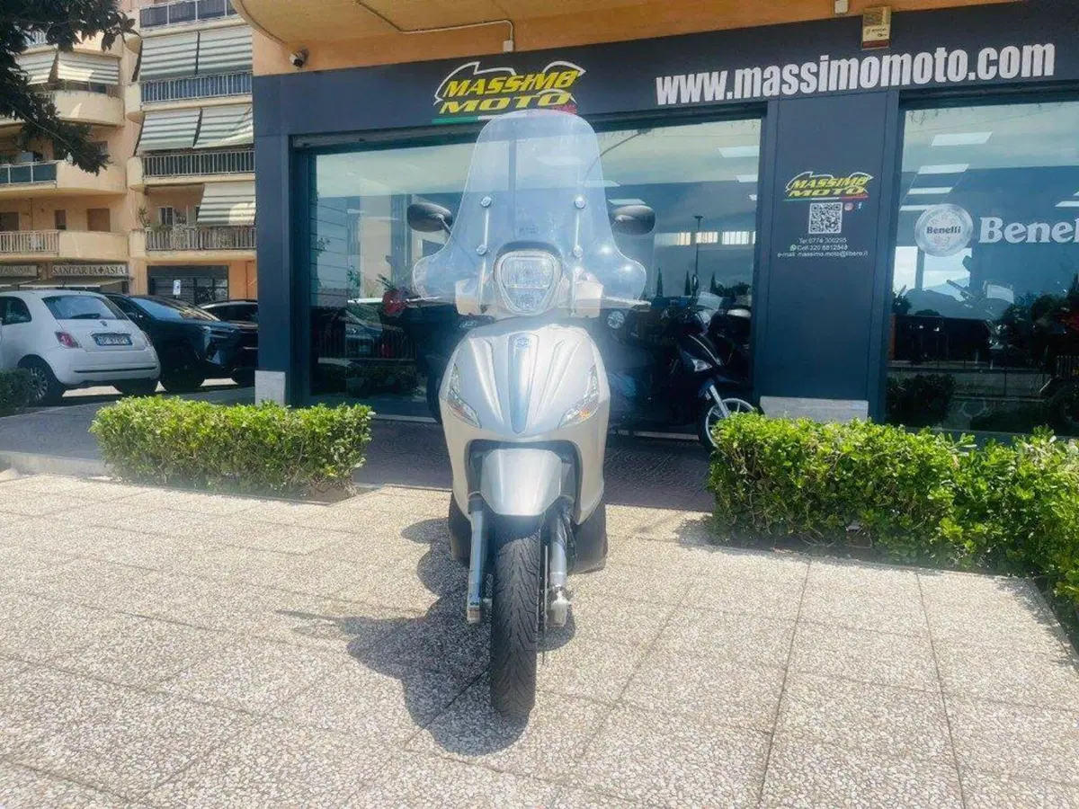 Piaggio Beverly 300 S i.e. ABS-ASR (2016 - 20) (7)