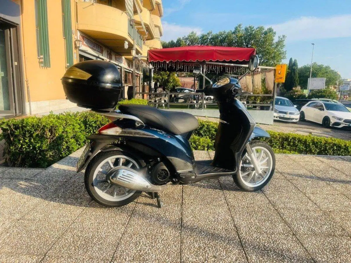 Piaggio Liberty 150 3V Full Optional (2013 - 15) (3)