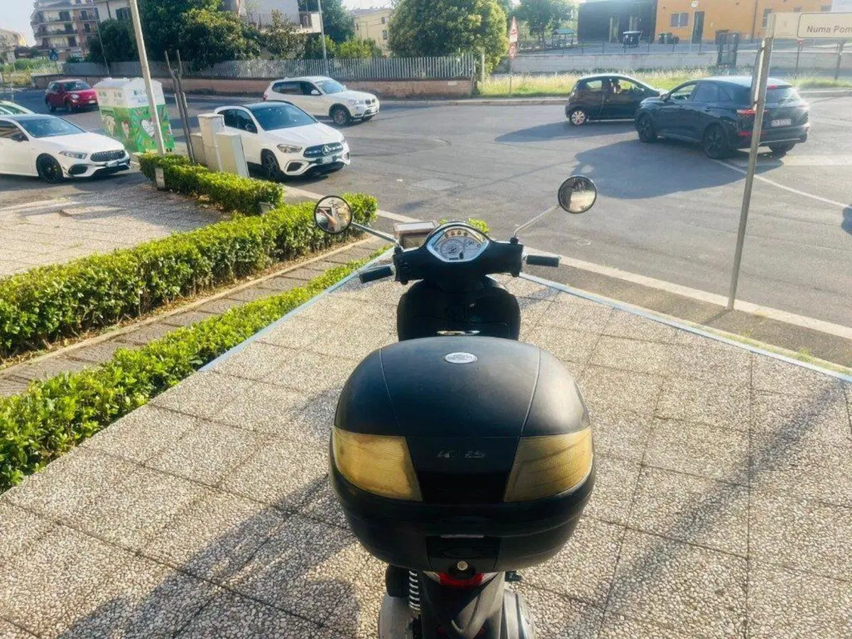 Piaggio Liberty 150 3V Full Optional (2013 - 15) (9)