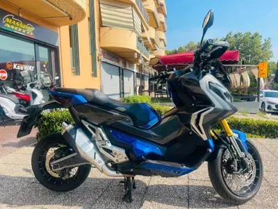 Honda X-ADV 750 (2017) usata