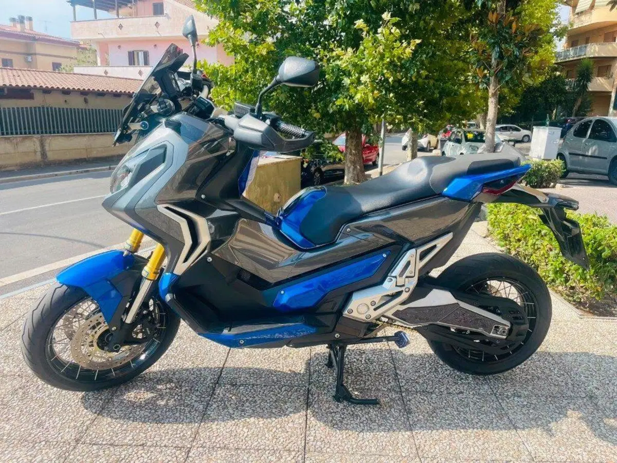 Honda X-ADV 750 (2017) (9)