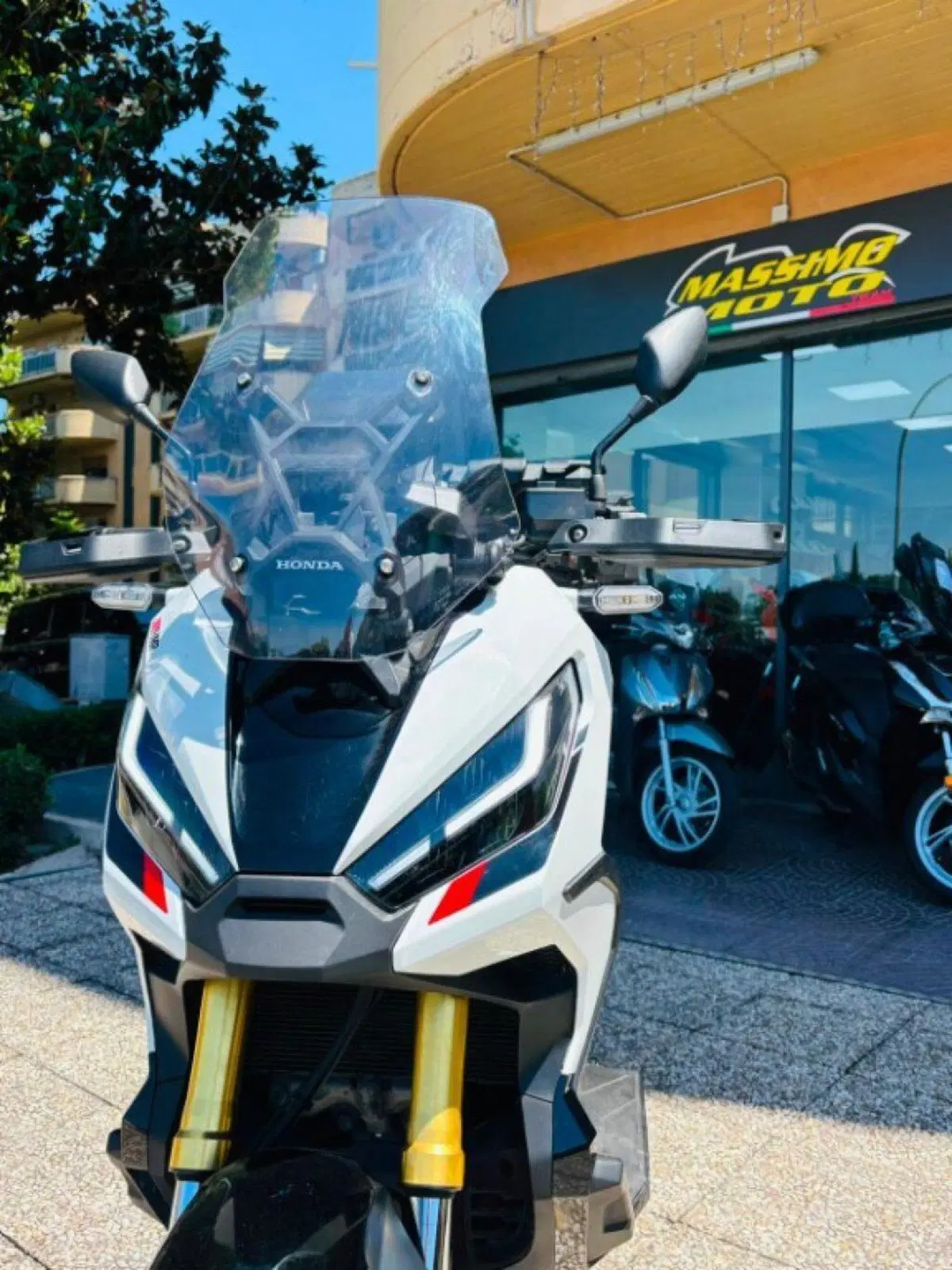 Honda X-ADV 750 DCT (2021 - 24) (9)