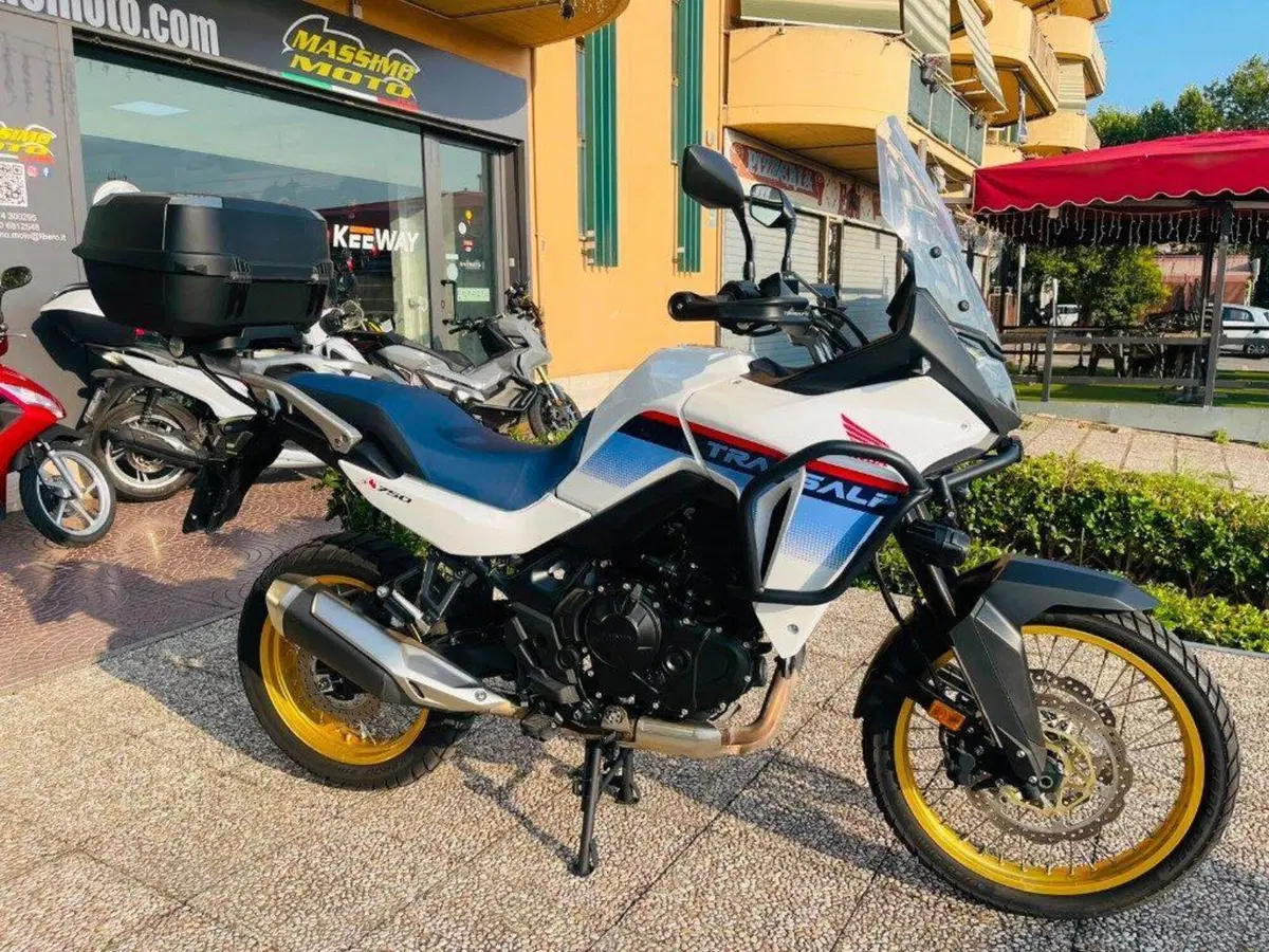 Honda Transalp XL750 (2025) (6)